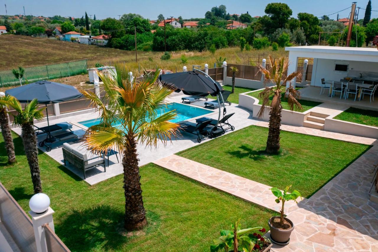 Villa Liana , Private Villa With Pool And Garden Vergia Exterior foto